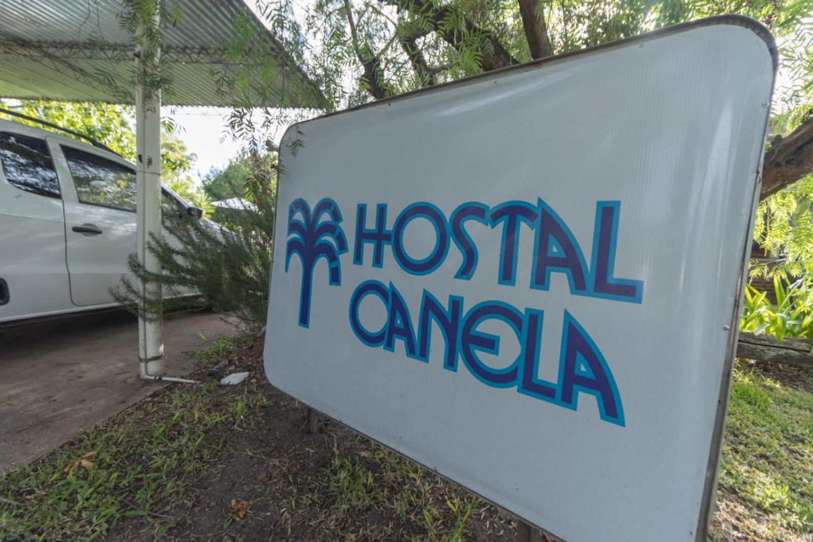 Termas del Daymán Hostal Canela מראה חיצוני תמונה