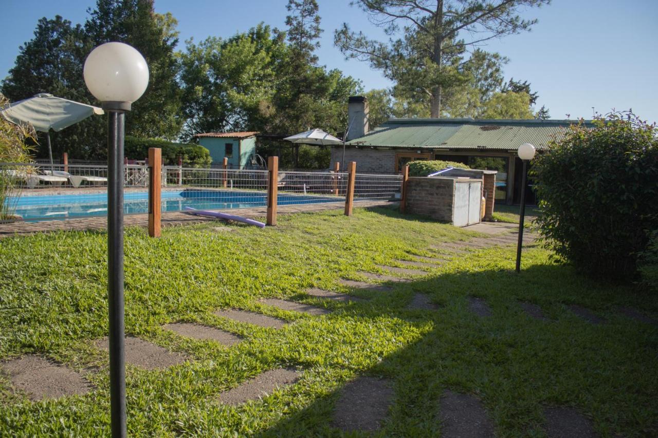 Termas del Daymán Hostal Canela מראה חיצוני תמונה